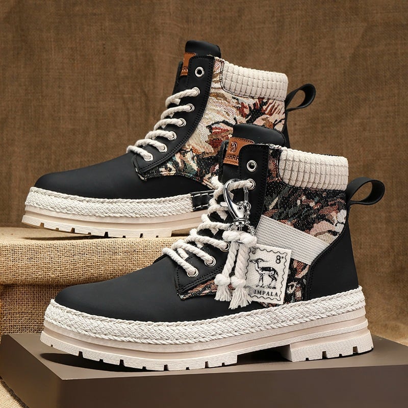 Frontansicht: Herren High-Top Schnürstiefel, Rundspitze, strapazierfähig für Alltag & Outdoor-Abenteuer.