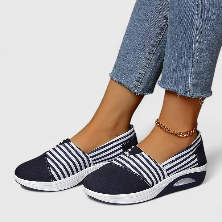 Weiche, ergonomische Innensohle der Sylvia Komfortschuhe für maximalen Komfort.