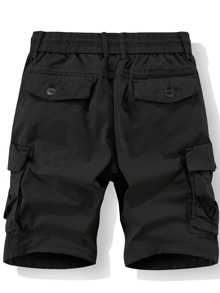 Vielseitige Männerkleidung: Bequeme Cargoshorts mit Kordelzug, optimal für Freizeit & sportliche Aktivitäten.