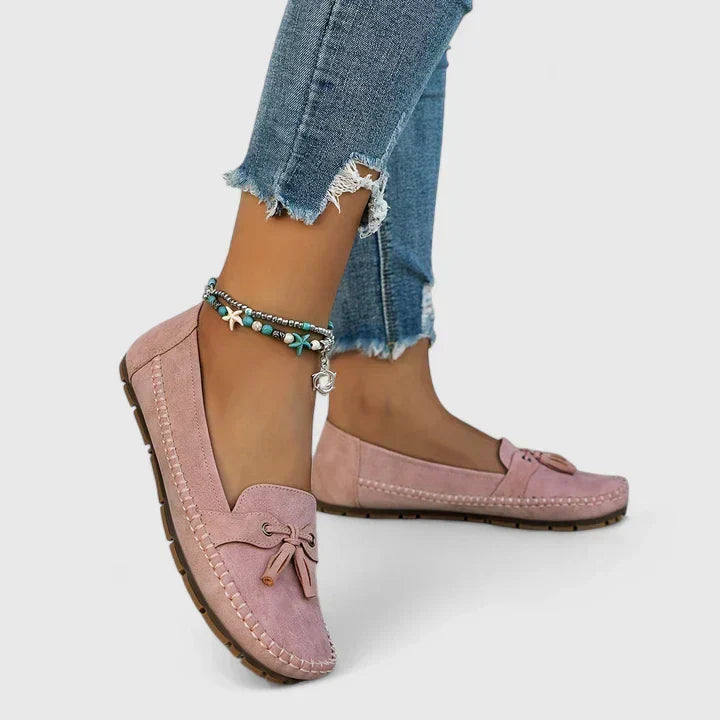 Bequeme & elegante Damen Slip-On Loafer. Flache, klassische Komfortschuhe für Business, Freizeit und Alltag.