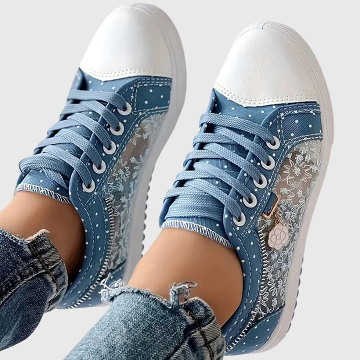 Profilansicht der robusten Sohle der Damen Ergonomische Sneaker. Rutschfeste Alltagsschuhe für Sicherheit.