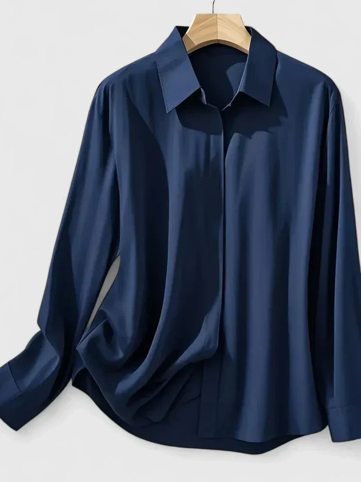 Damen Business Langarmtop in Marineblau, professionell und bequem für den Büroalltag. Elegantes Oberteil.
