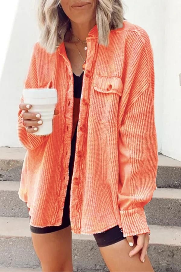 Lässige Damenjacke mit modernem Schnitt, für einen stylischen Look.