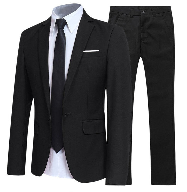 Eleganter Herren Anzug mit Reverskragen und schlanker Passform für Business, Hochzeiten und formelle Anlässe.