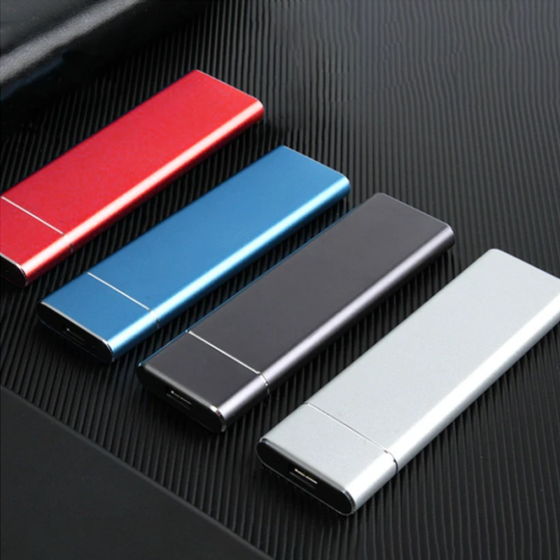 Elegante externe Aluminium Festplatte mit USB-C. High-Speed Datenspeicher für moderne Geräte.