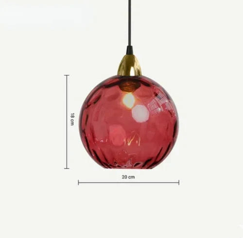 Transparente Glaskugel-Pendelleuchte LumiSphere, elegante Deckenlampe für helle Räume.