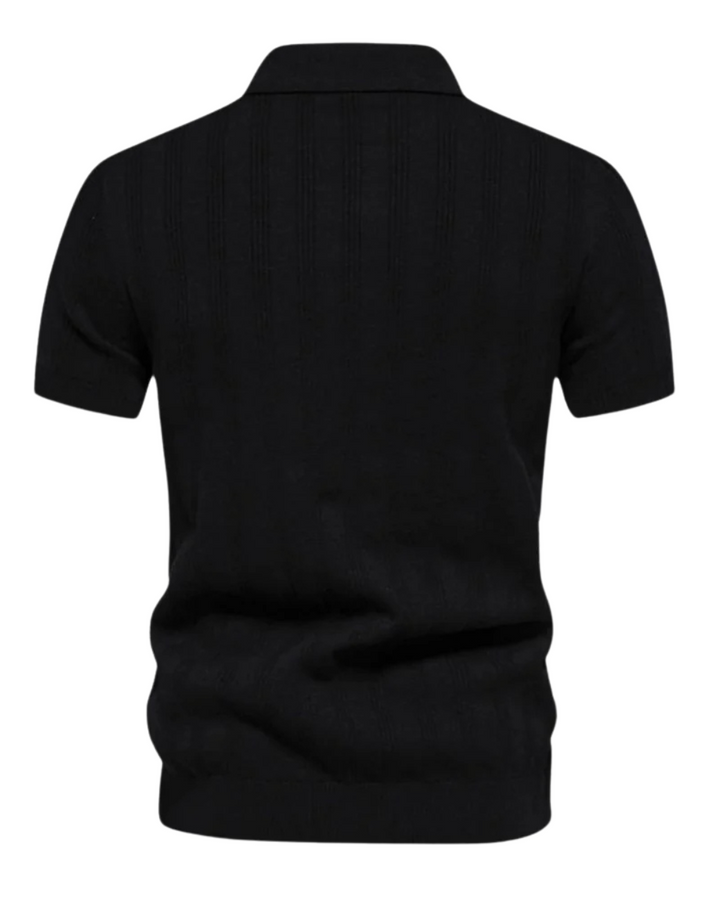 Klassisches Herren Kurzarm Poloshirt, Slim Fit Schnitt. Ideales Oberteil für stilvolle Männer.