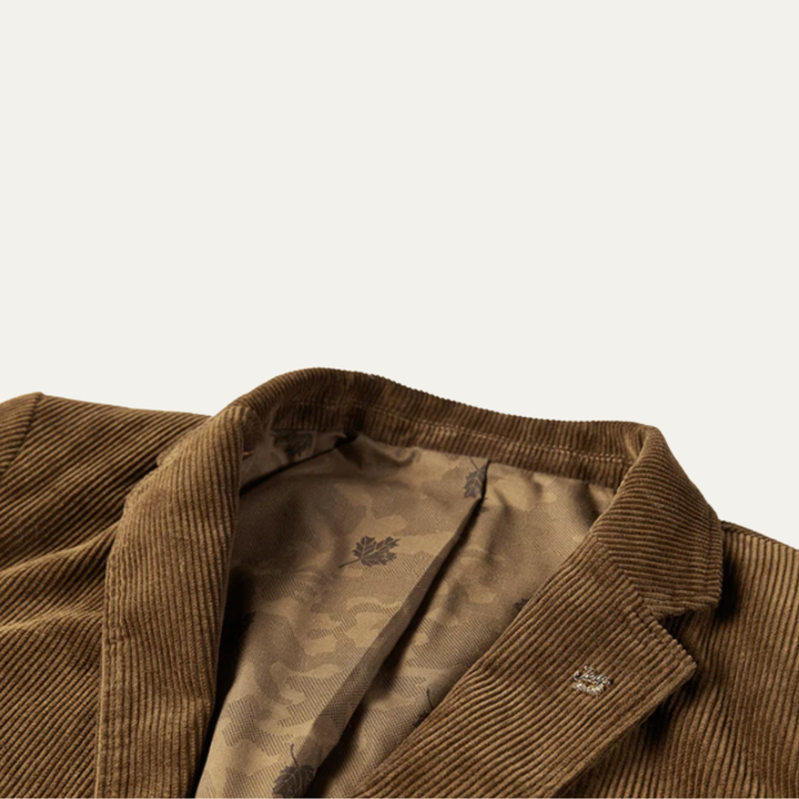 Taillierter Herren Vintage Blazer in Braun, ideal als Freizeit- oder Business-Sakko für Herbst/Winter.