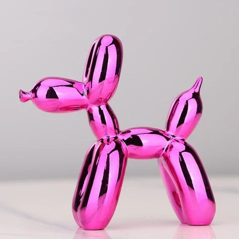 Glänzende, farbige Ballonhund Skulptur aus Kunstharz. Eine moderne Deko Figur und Wohnaccessoire für Ihr Zuhause.
