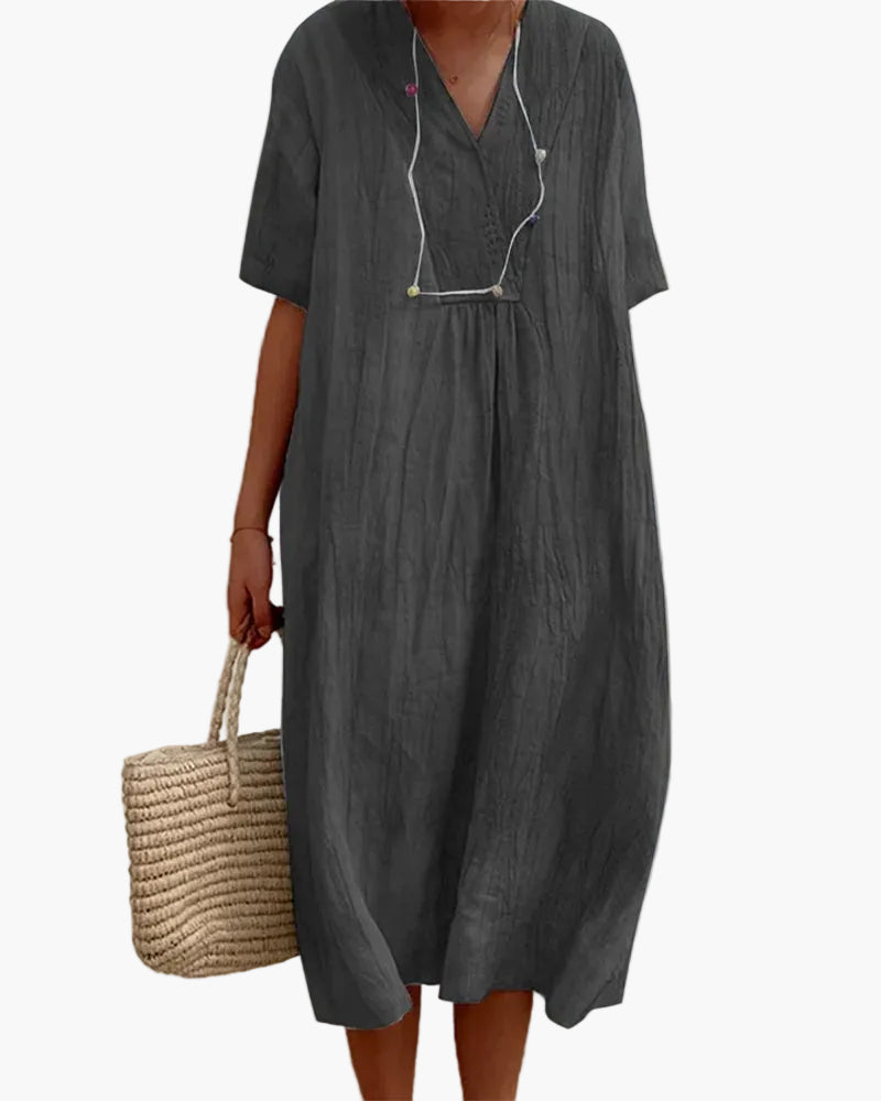 Bequemes Damen Freizeitkleid, locker geschnitten, ideal für Sommer und Urlaub. Stilvolles Damenkleid.