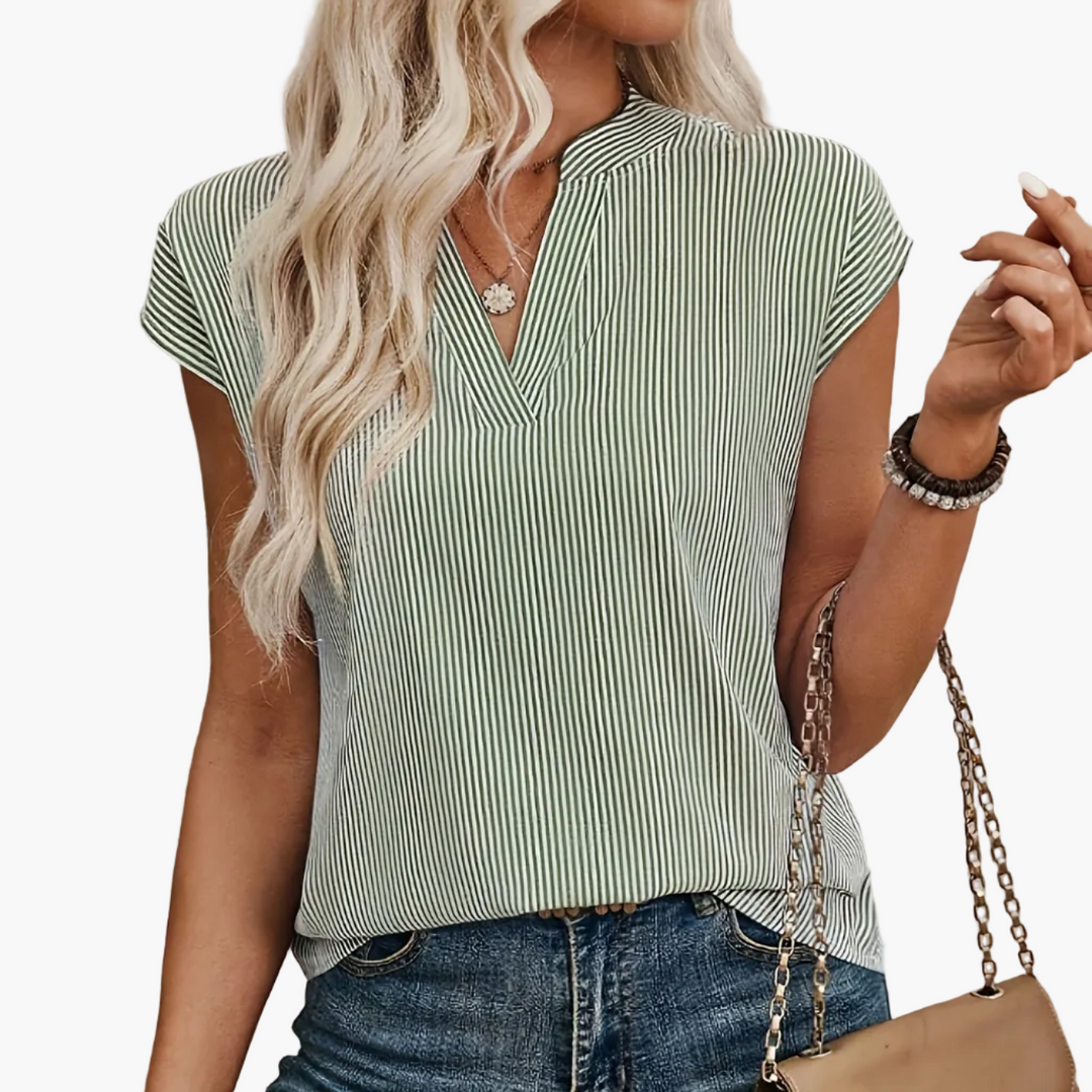 Elegante Freizeitbluse gestreift, Damen. Mit V-Ausschnitt & Kurzarm für warme Tage.