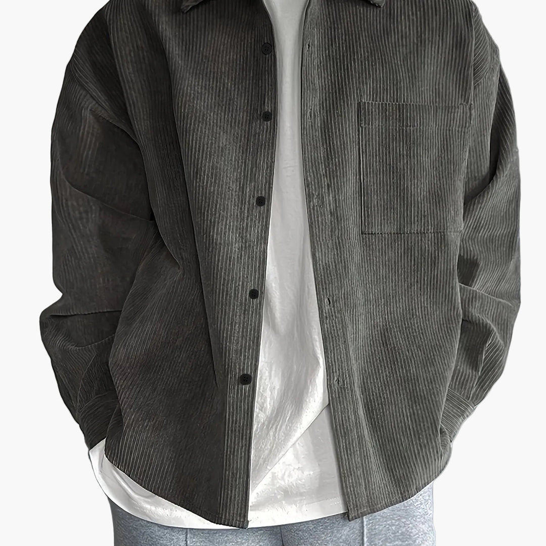 Freizeit Herrenhemd Oversized, ideal für Streetwear Fans; bequemes Männer Oberteil für den Trend.