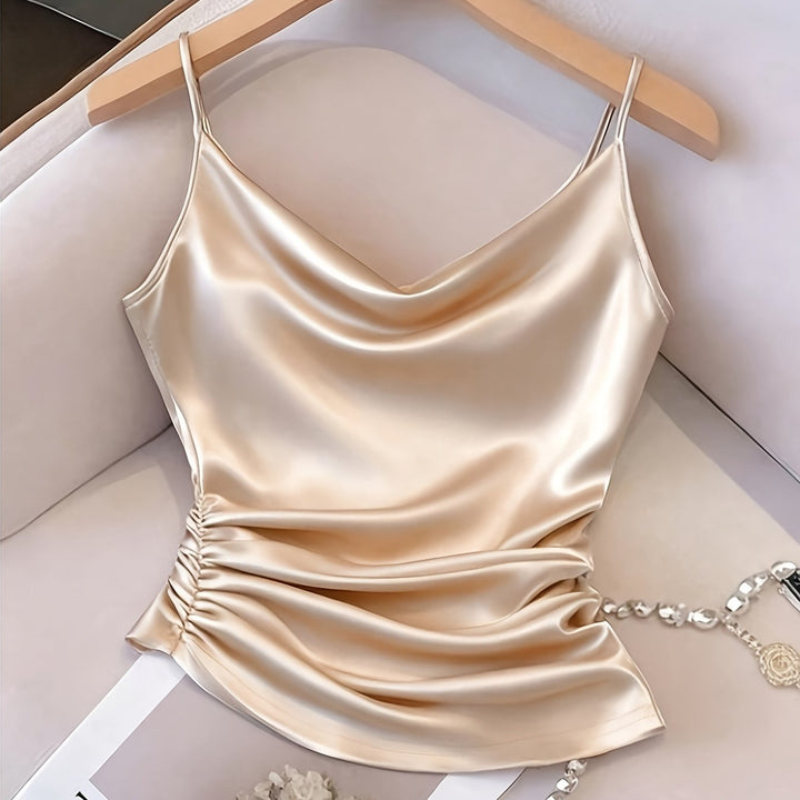 Damen Abend Camisole, luxuriöses Satin-Finish, schmeichelnder Wasserfallausschnitt. Perfekt für Feiern.