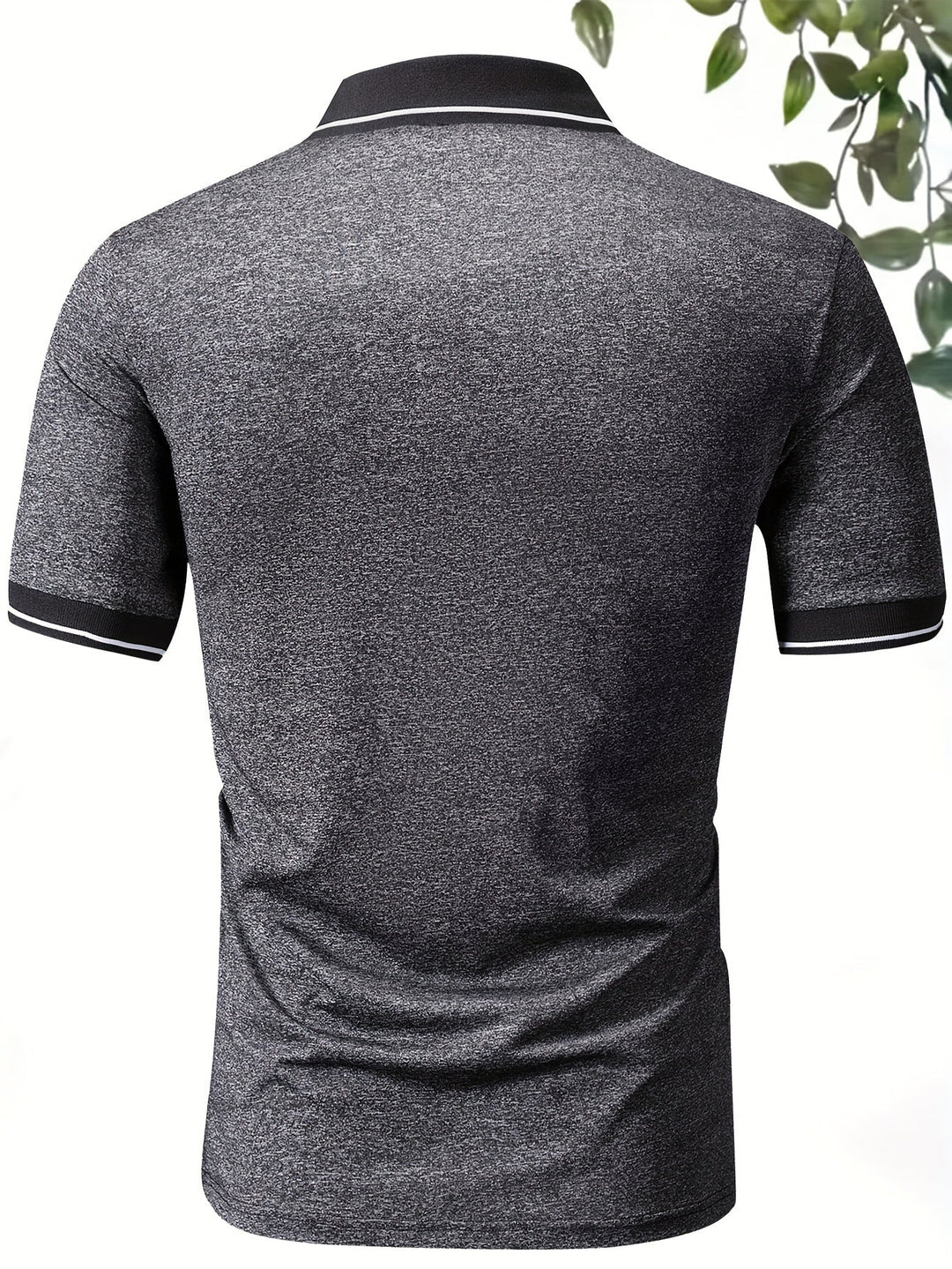 Trendiges Herren Poloshirt mit Kontrastkragen für einen modernen Freizeit-Look.