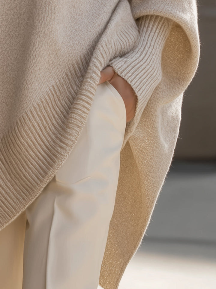 Kuscheliger Damen Oversized Strickpullover mit Fledermausärmeln. Komfortabler Rundhals für Winter.