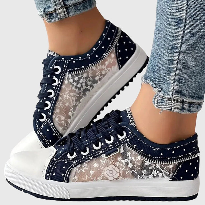 Bequeme Damen Sneaker mit ergonomischem Design. Perfekt für den Alltag und langanhaltenden Tragekomfort.