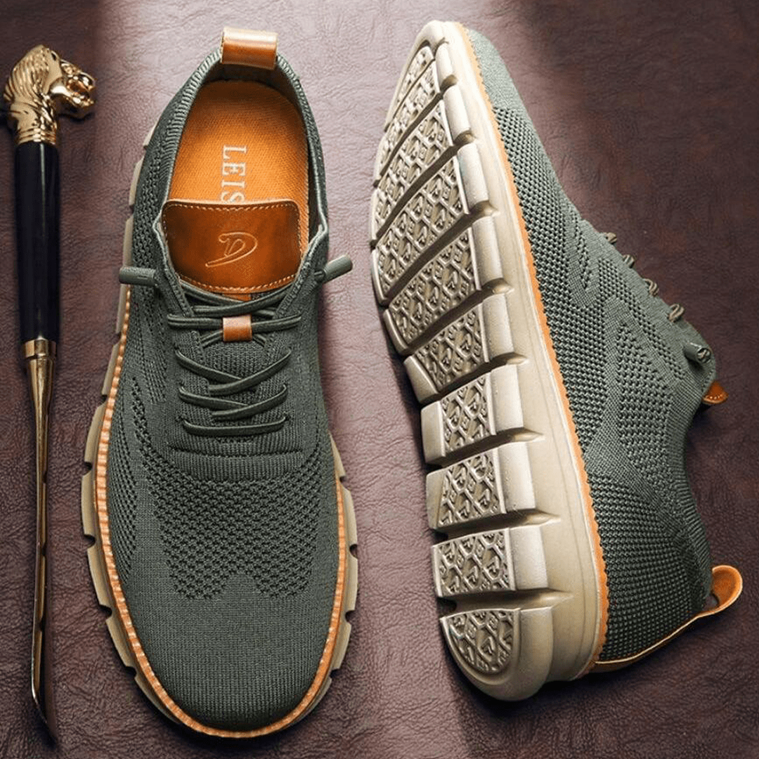 Detailaufnahme bequemer Herren Freizeitschuhe in Oliv, ideal für lässige Alltagslooks.