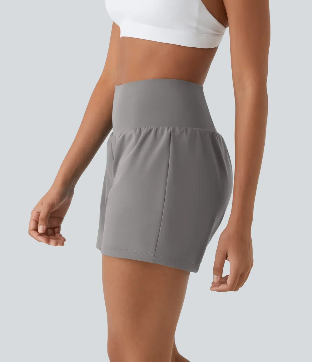 Moderne Damen Sport Shorts, 2-in-1 Design, hochtailliert, für optimalen Halt.