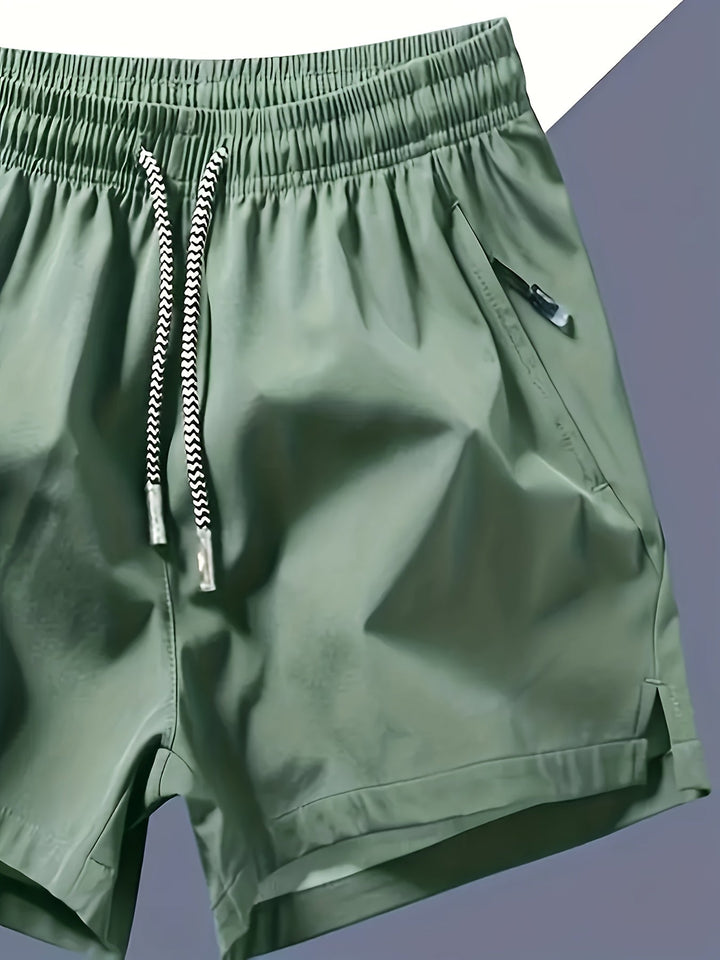 Herren Freizeitshorts mit modernem Schnitt, elastisch & bequem, für einen lässigen Sommer-Look.