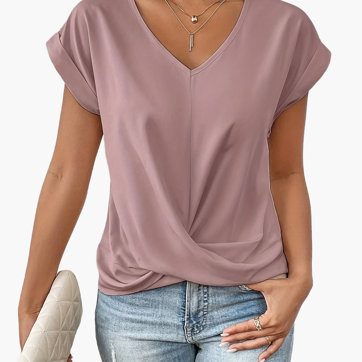 Aktuelle Damen Wickelbluse, V-Ausschnitt, ideales Oberteil für smarte Looks im Büro.