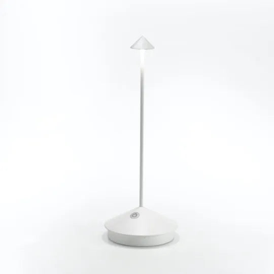 Kompakte kabellose LED-Lampe. Dimmbares Licht, perfekt für kleine Tische oder als Reiseleuchte.