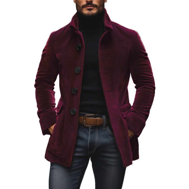 Vielseitige Herrenjacke für Herbst und Übergang, mit Stehkragen, Knopfverschluss und schlankem Schnitt.