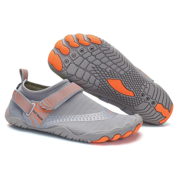 Komfortable Unisex Wasserschuhe mit Barfußgefühl, ideal für Aqua-Fitness, Surfen & Wanderungen am Wasser.