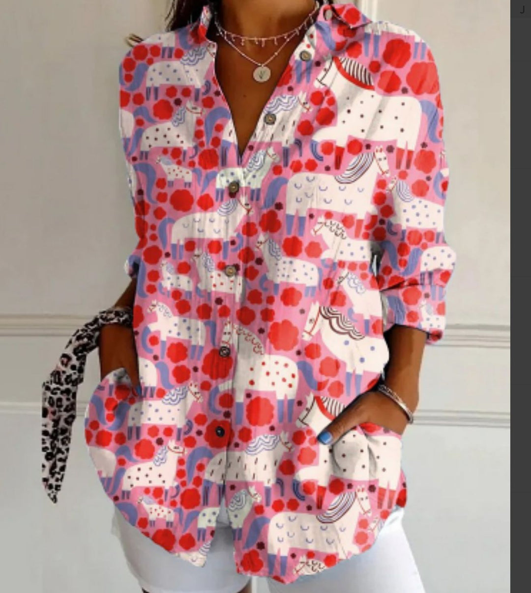 Warme Farbtöne Damen Printbluse mit Knopfleiste, Langarm, perfekt für Übergangszeiten.