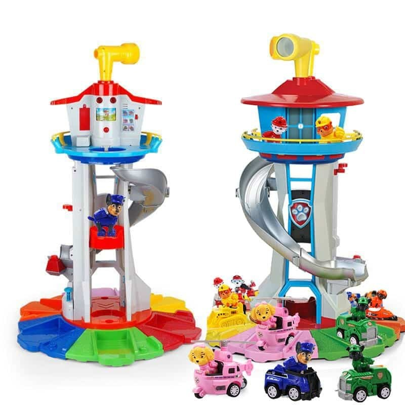 Detaillierter Spielturm für Kinder Abenteuer Spielset, mit Rampen und Parkplätzen für die 9 mitgelieferten Fahrzeuge.