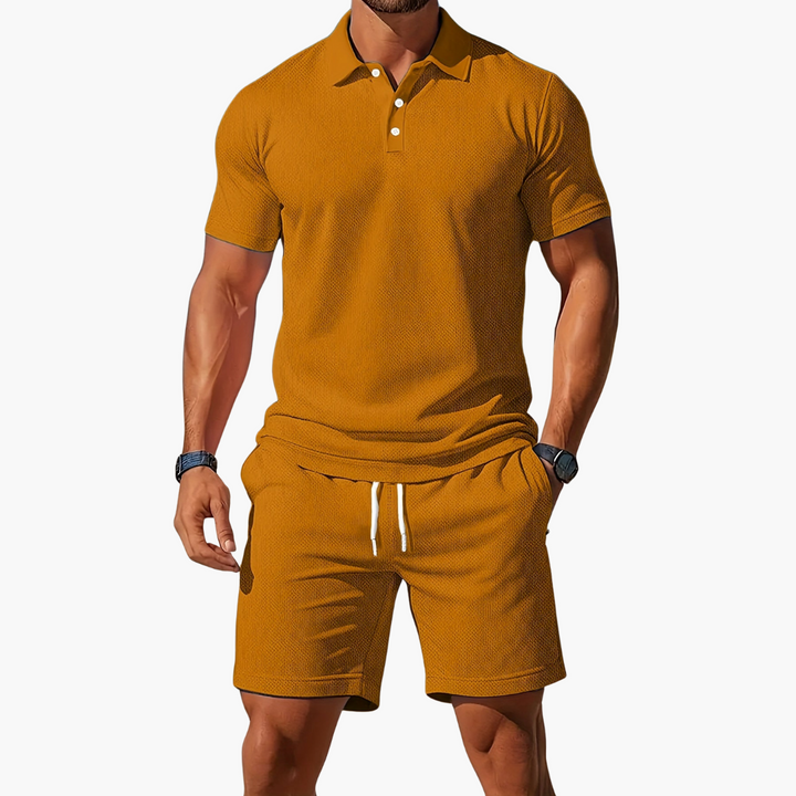 Casual Herren Sommer Set: Trendiges Polohemd & Shorts mit Knopfleiste & Kordelzugbund. Entspannt & stilvoll.