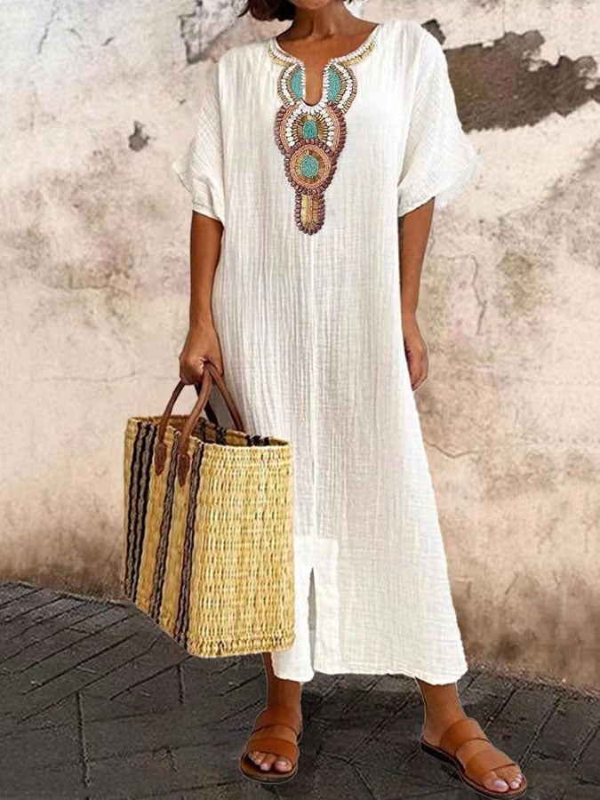 Elegantes Damen Kaftan Maxikleid für den Sommer mit detaillierter Stickerei; perfekt als luftiges Strand- & Freizeitkleid.