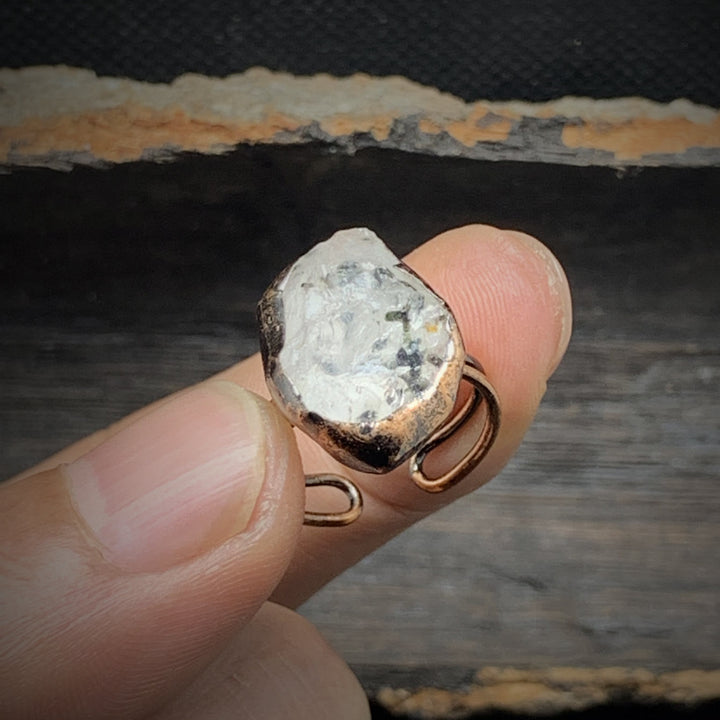 Verstellbarer Damenring, Rohstein Naturstein. Persönlicher Geburtsstein Schmuck.