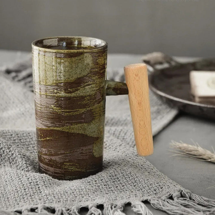 Teebecher aus Keramik: Einzigartiger, handgefertigter Becher für entspannte Teemomente. Ideal als Geschenk.
