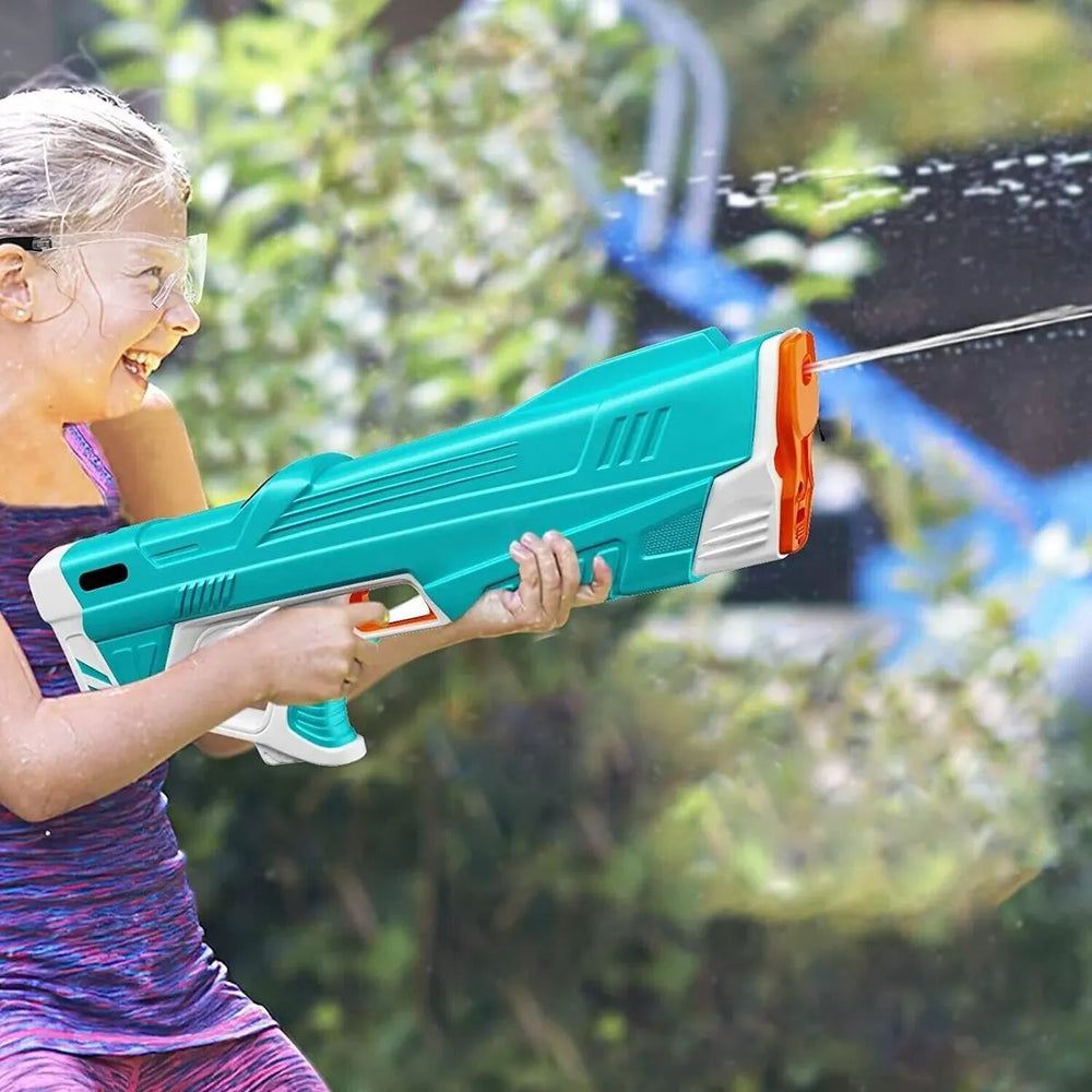 Starke elektrische Wasserpistole mit Akku für kraftvolle Wasserstrahlen und maximale Abkühlung.