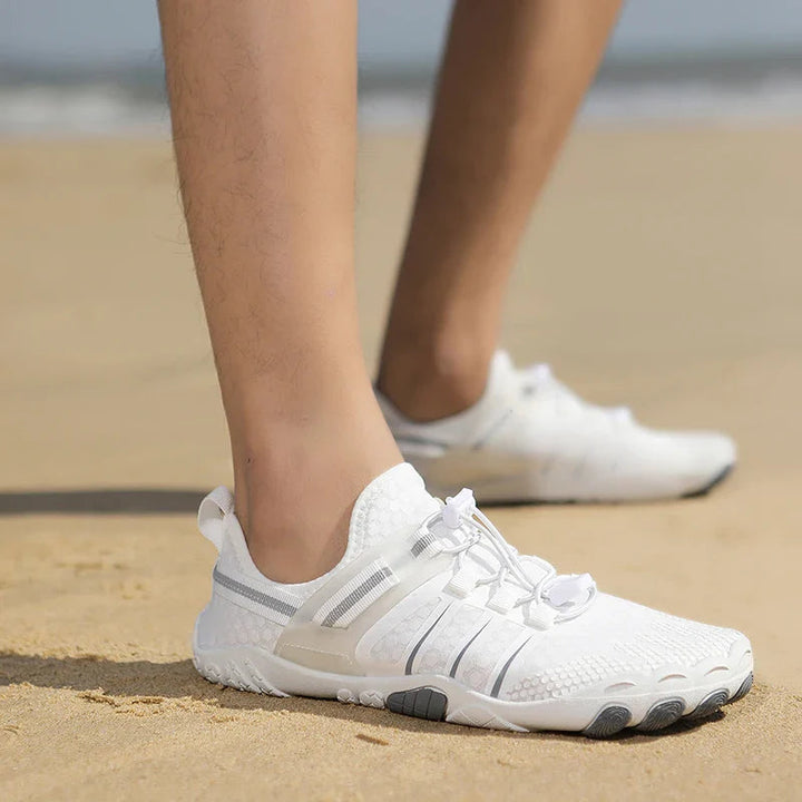 Vielseitige Unisex Wasserschuhe für Sommer & Strand: schnelltrocknend, robust für Wassersport & Freizeit.
