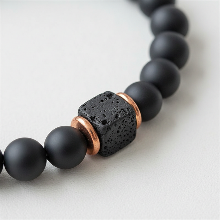 Elegantes Lavastein-Onyx-Armband für Damen & Herren, minimalistischer Schmuck mit Naturstein-Akzenten.