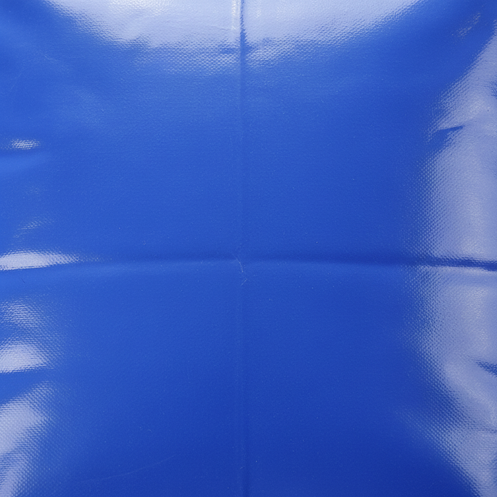 Robuster AquaReserve Wassersammler aus strapazierfähigem Polyvinylchlorid, langlebig für Wassernutzung.