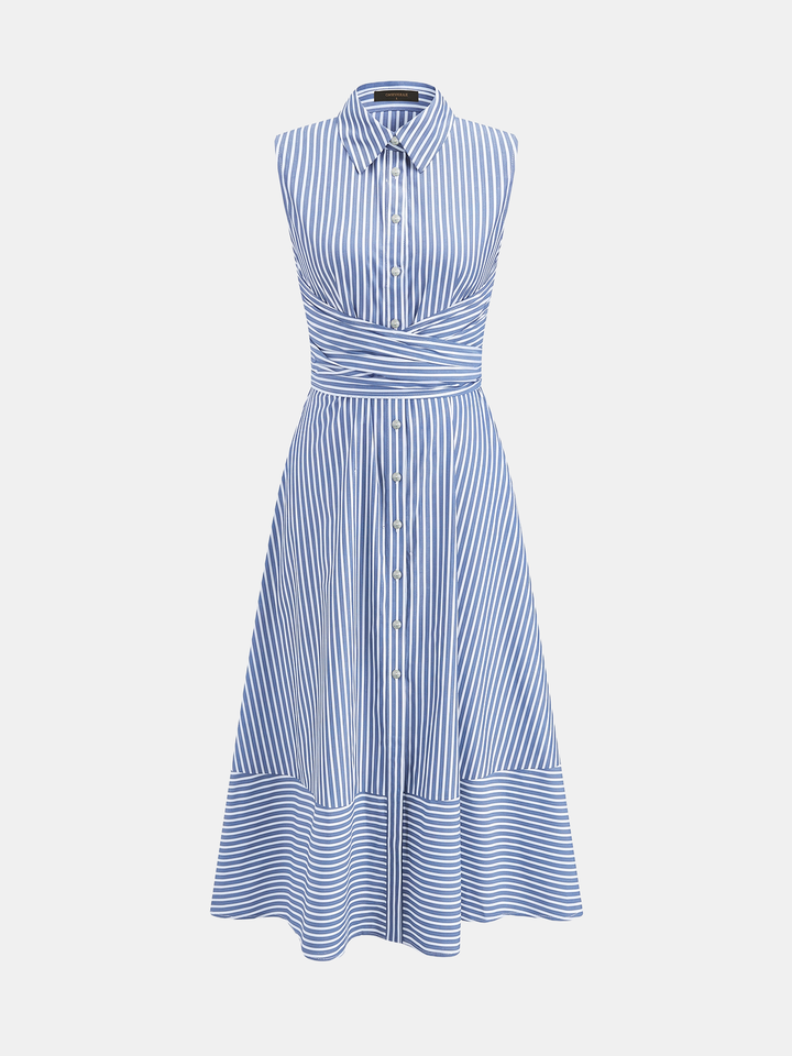 Tailliertes gestreiftes Damen-Midikleid mit Bindegürtel, ärmellos & Kragen, betont die Figur elegant.