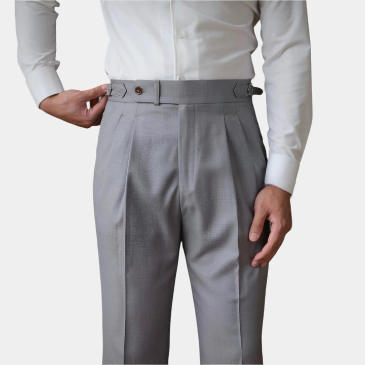 Herrenhose Klassisch Genua Sidetab, elegant & vielseitig. Ideal für Business & Freizeit.