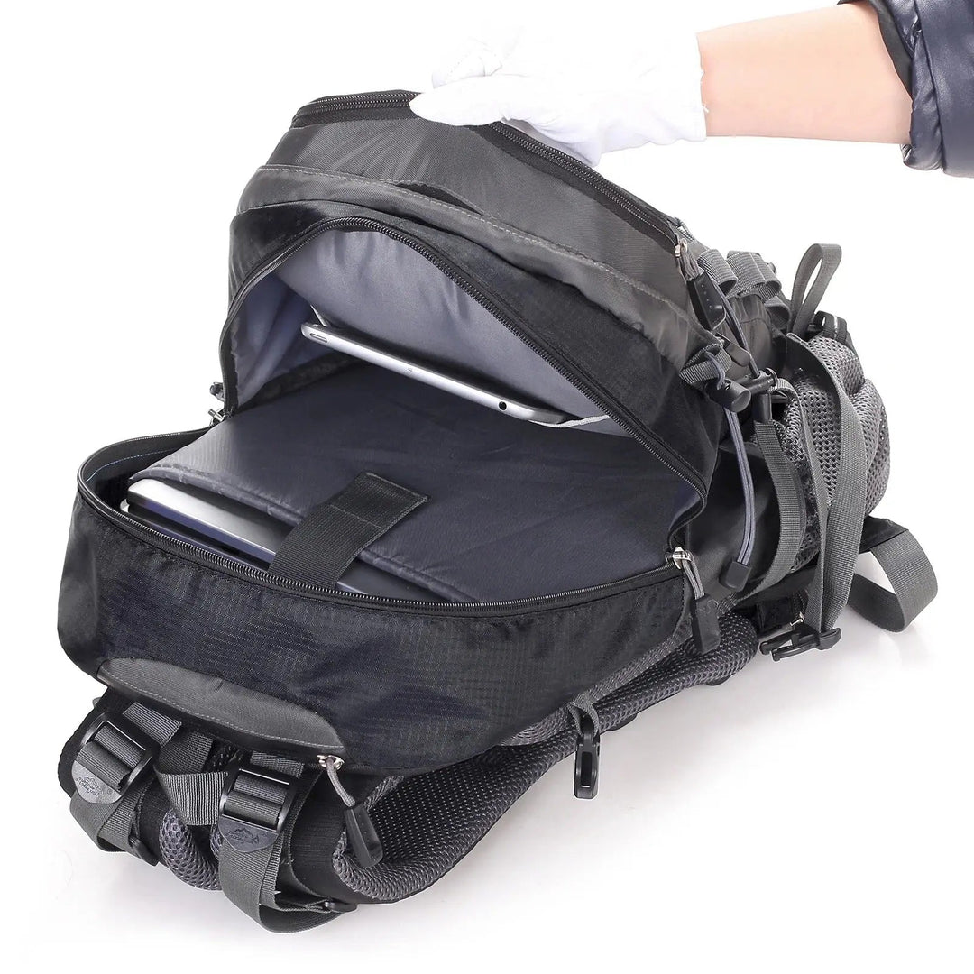 Komfortabler Unisex Rucksack, 40l, optimal für Wanderungen, Trekking & alle Outdoor-Aktivitäten.