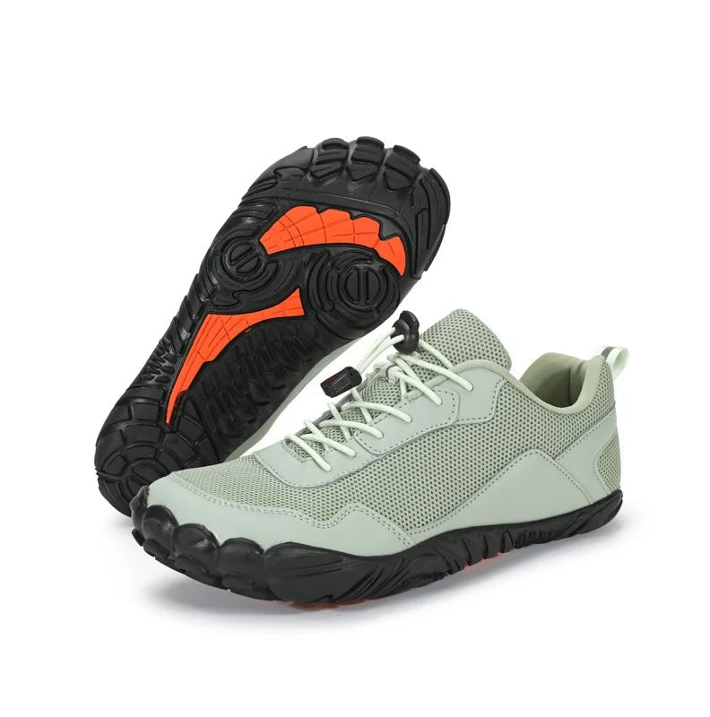 Unisex Barfußschuhe, zeigen Flexibilität und Komfort beim Laufen. Ideal für Fitness- und Outdoor-Training.