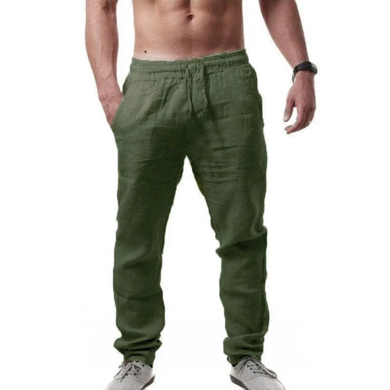 Stilvolle beige Herrenhose weites Bein, Elastikbund im entspannten Sommer-Outfit. Bequem & lässig.