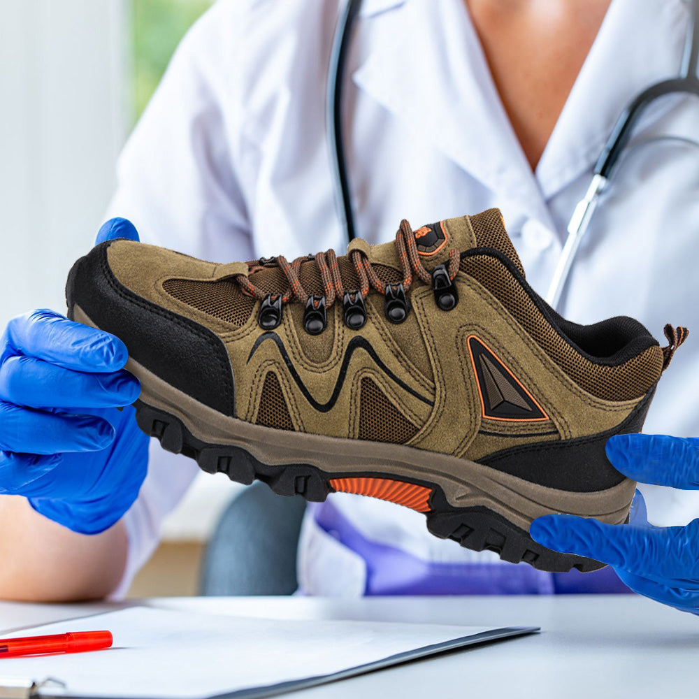 Leichte Herren Wanderschuhe, kombinieren Komfort und Stabilität für ermüdungsfreies Wandern.