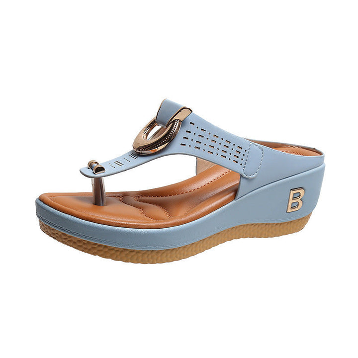 Bequeme orthopädische Damensandalen für optimalen Tragekomfort. Stilvolle Sommerschuhe für jede Gelegenheit.