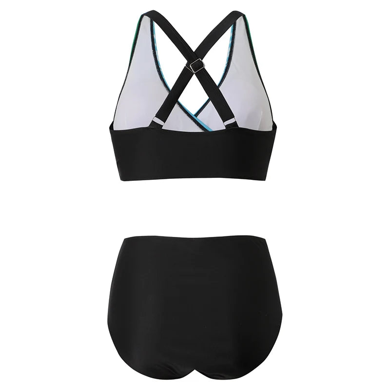 Bequemer blauer Damen Bikini mit verstellbaren Trägern, ideal zum Schwimmen und Sonnenbaden im Sommerurlaub.
