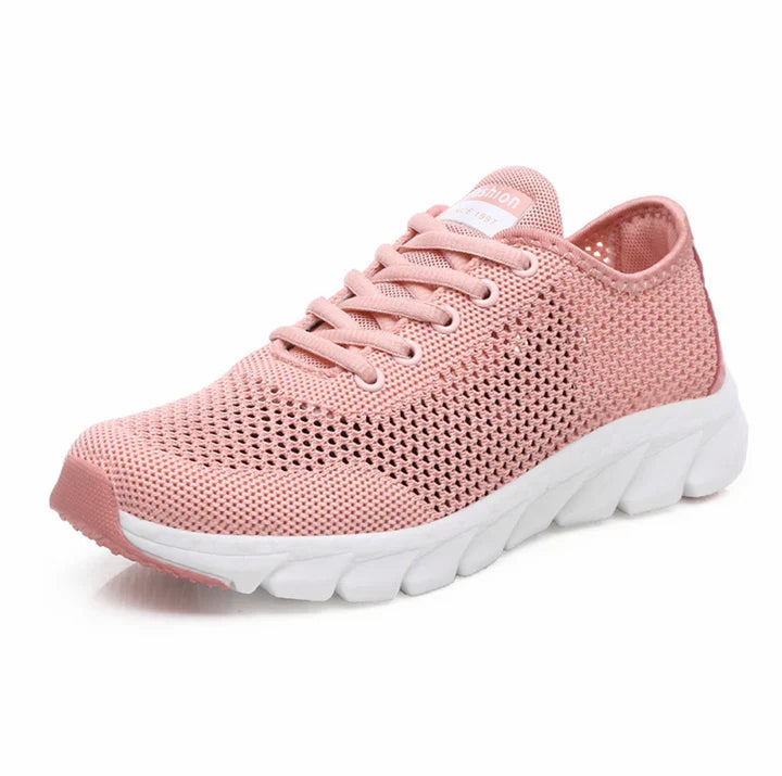Gesunde, ergonomische Barfußschuhe für Damen und Herren, fördern natürliche Fußhaltung und Zehenfreiheit im Sommer.