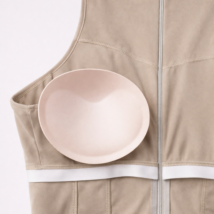 Enganliegendes Sportkleid für Damen mit Frontreißverschluss und integriertem BH für Yoga.