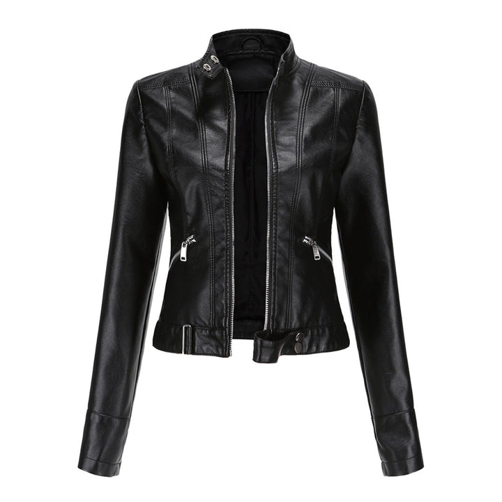 Elegante Übergangsjacke für Damen, figurbetontes Design, ideal für den City-Look.