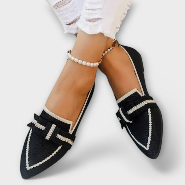Elegante Damen Ballerinas mit stilvollem Knotendesign in Schwarz, bequem für Freizeit & Sommer.