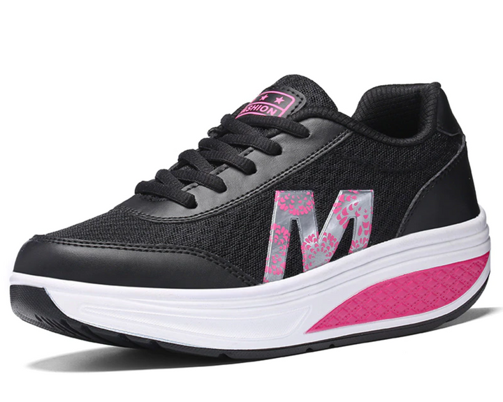 Nahaufnahme: Damen Walkingsneaker mit innovativer Luftkissensohle und stützender Fußgewölbeunterstützung.